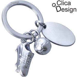 מחזיק מפתחות מתכת נעל כדורגל מבית Clica Design